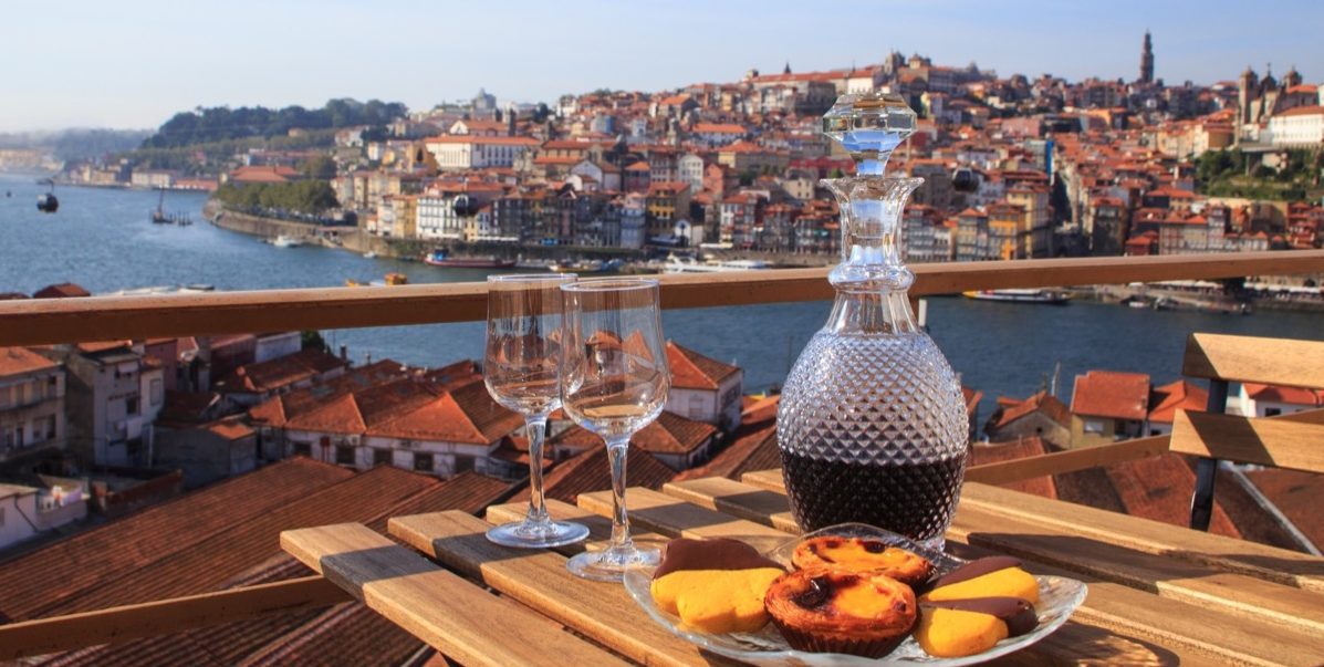 Edasi-tagasi Riiast Portosse al 137 €