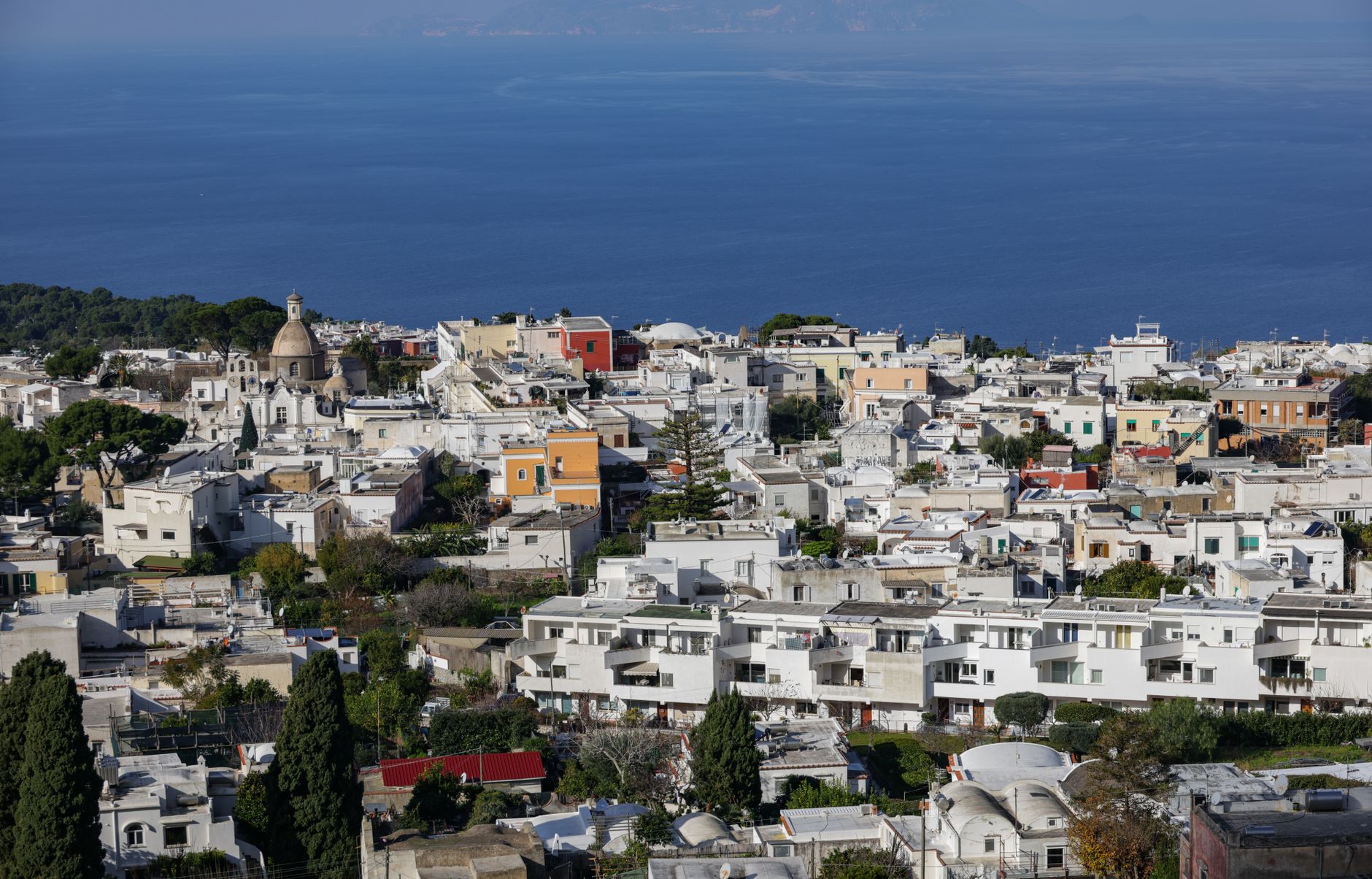 Edasi-tagasi Riiast Amalfi rannikule al 116 €