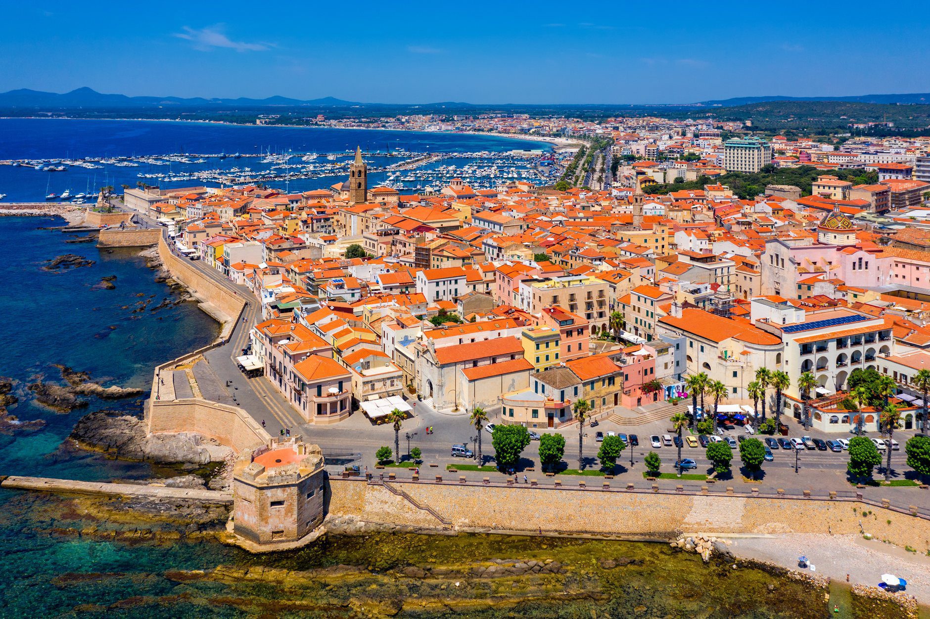 Edasi-tagasi Tallinnast Sardiiniasse al 239 €