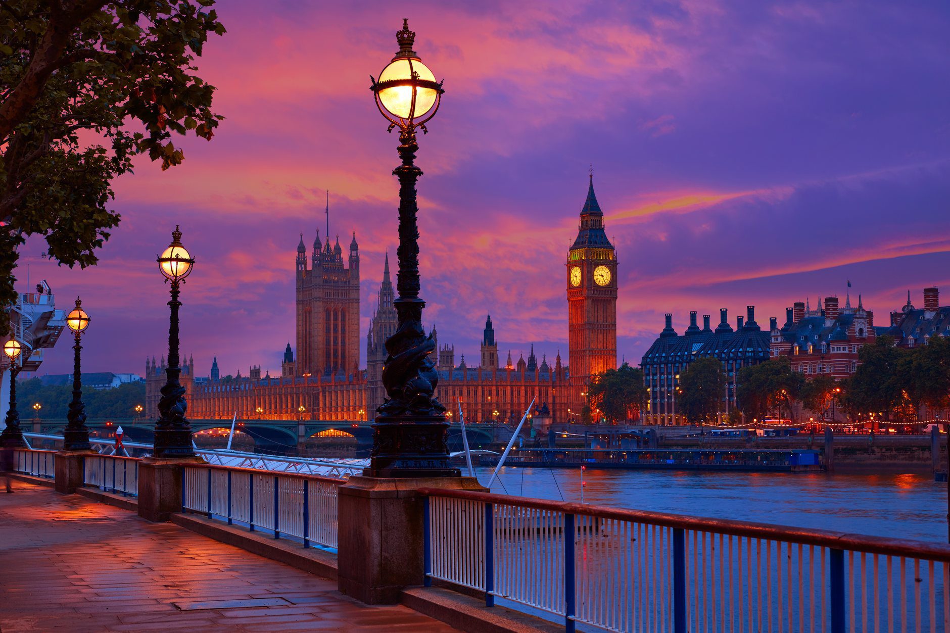 Edasi-tagasi Tallinnast Londonisse al 156 €
